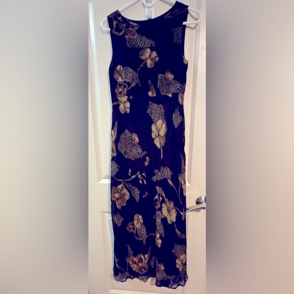 Gold and Blue Sheath Midi Dress Sleeveless Crew Neck - Picture 3 of 8